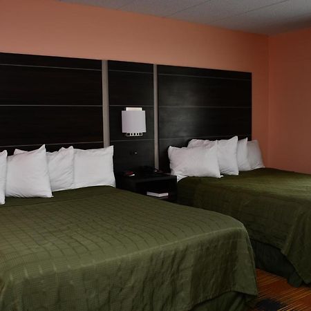 Regency Inn&Suites Faribault Exterior foto